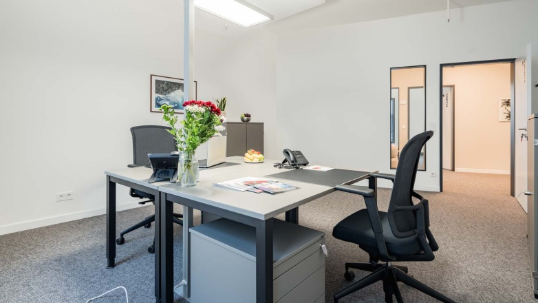 Foto 21 der Überseeallee 1 in Hamburg