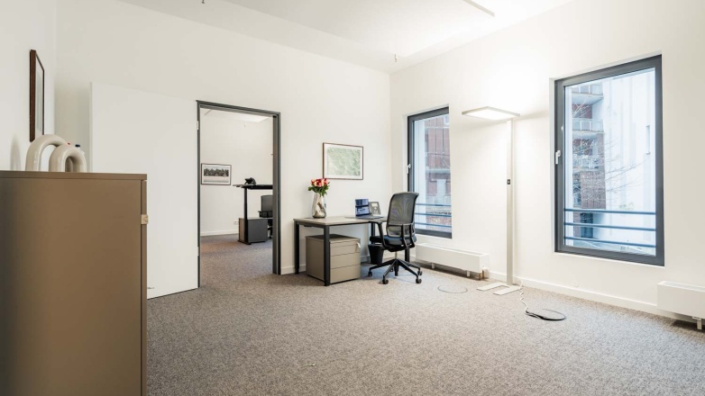 Foto 27 der Überseeallee 1 in Hamburg