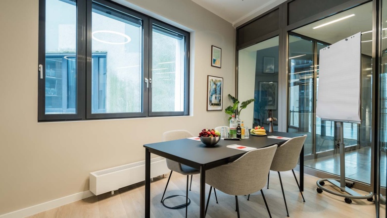 Foto 42 der Überseeallee 1 in Hamburg