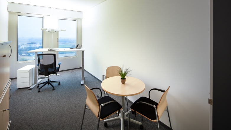 Photo 5 de Alfred-Herrhausen-Allee 3 5 à Eschborn