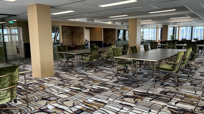 open space 11 avenue Dubonnet