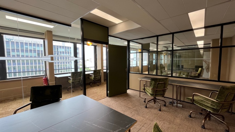 private office 11 avenue Dubonnet