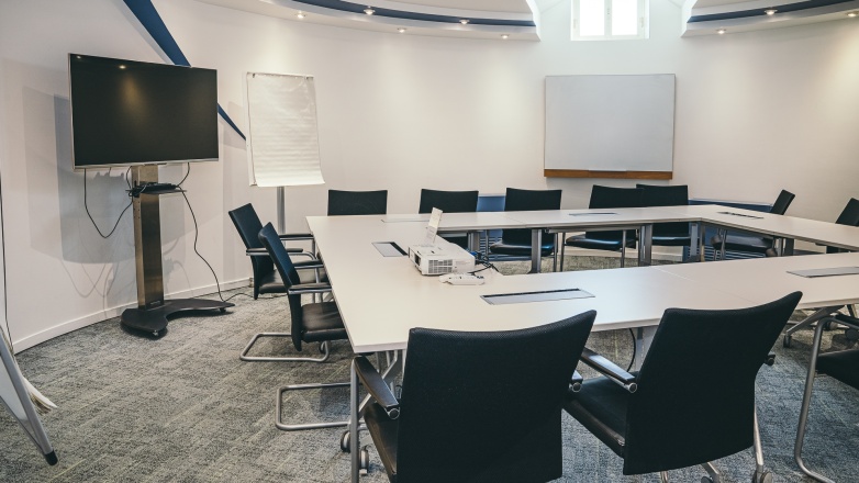 meeting room 12-14 Rond-Point des Champs-Élysées