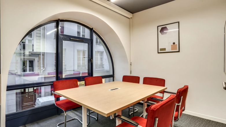 little meeting room 12 rue de la Bourse