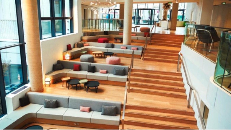 relaxation area 185 avenue Charles de Gaulle