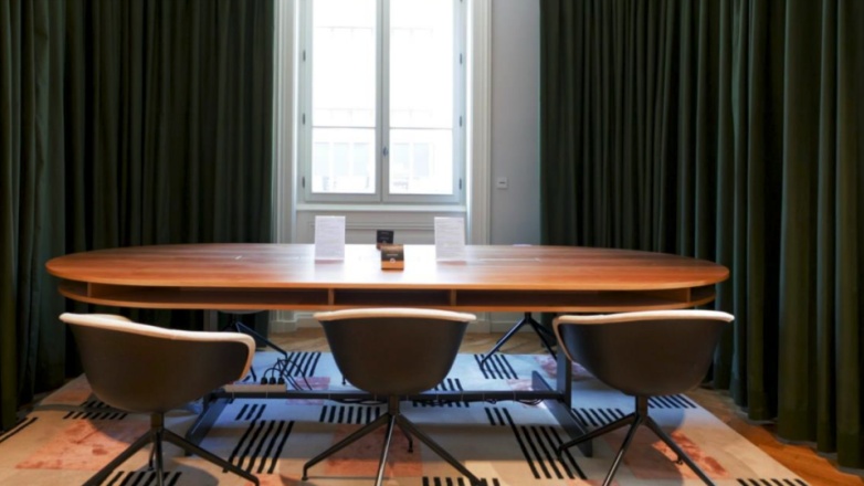 Meeting room 185 avenue Charles de Gaulle