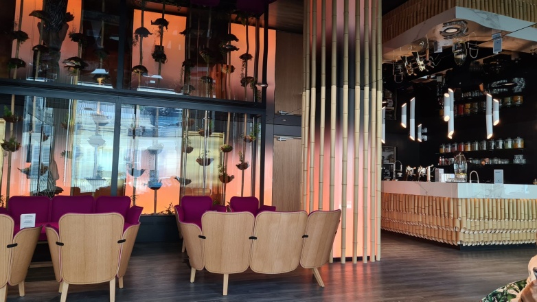 bar 18 rue de Courcelles