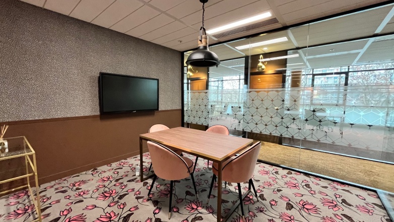 little meeting room 23-25 avenue du Docteur Lannelongue