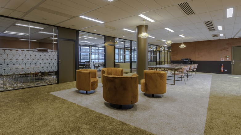 reception area 23-25 avenue du Docteur Lannelongue