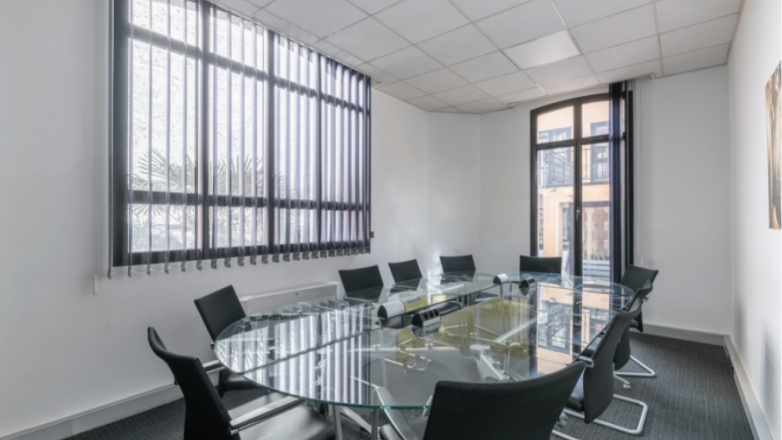 meeting room 28 Rue de l'Amiral Hamelin