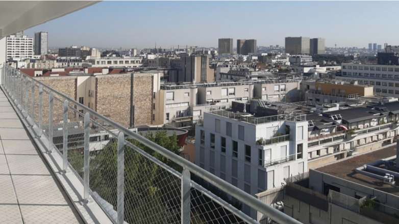 balcony 30 rue Chateau des Rentiers