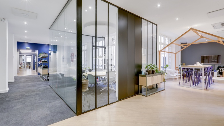 office space 3 rue d'Edimbourg