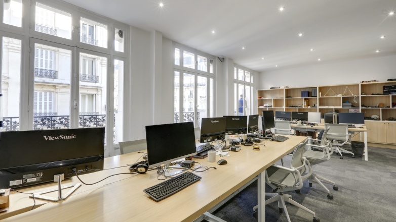 luminous space 3 rue d'Edimbourg