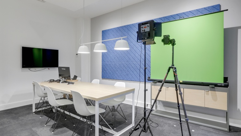 video space area 3 rue d'Edimbourg