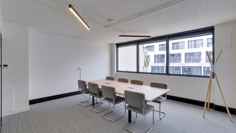 meeting room 3 rue des Graviers