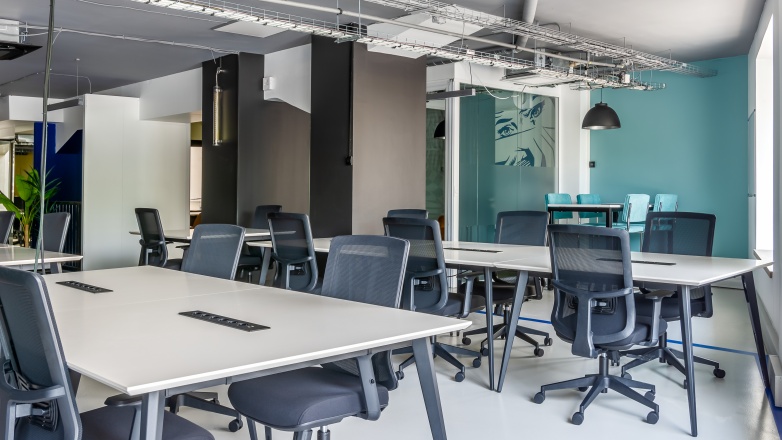 open space 4-10 avenue de la Grande Armée