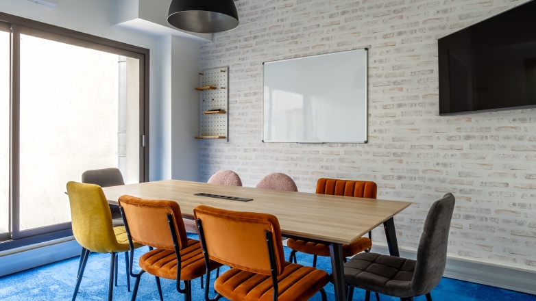 little meeting room 4-10 avenue de la Grande Armée