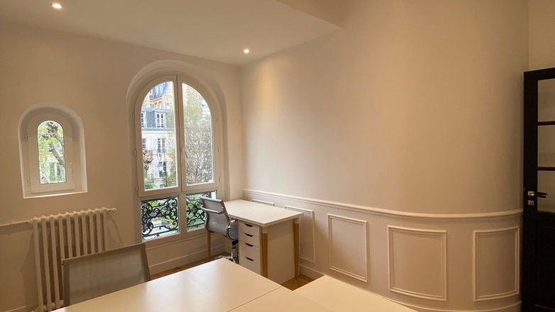 Bureau_a_louer_40_Cité_des_Fleurs_