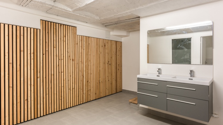 bathroom 41 rue Championnet