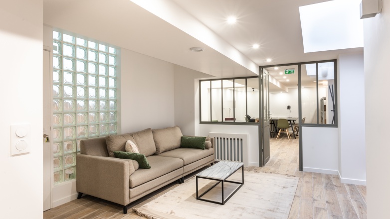 sofa 42 rue de l'Aqueduc