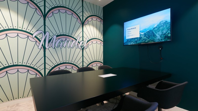 meeting room 4 avenue Georges Mandel