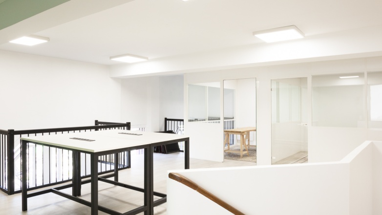 top floor 52 boulevard Voltaire