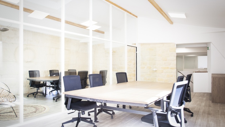 open space 52 boulevard Voltaire