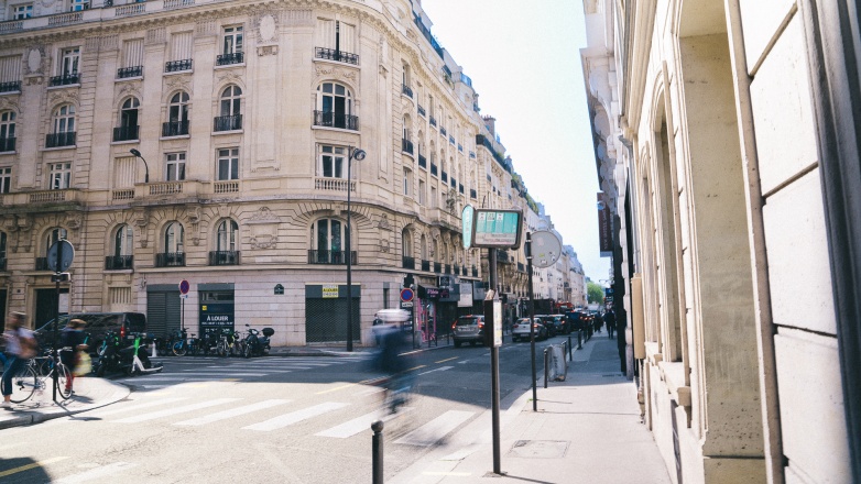 street 57 Rue d'Amsterdam