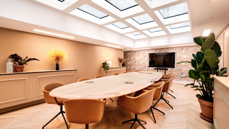 big meeting room 7 rue Magdebourg