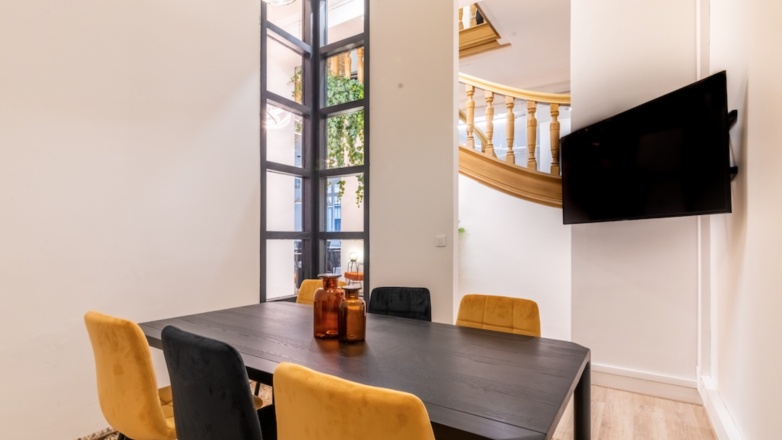 little meeting room 8 rue Auber