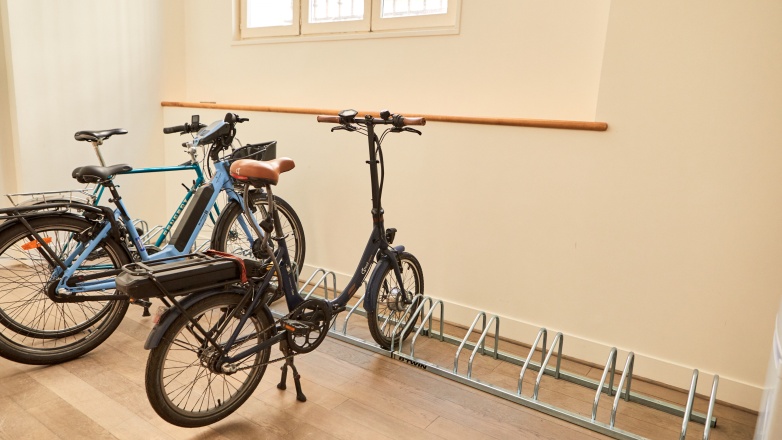 bike parking 9 rue des Filles Saint Thomas