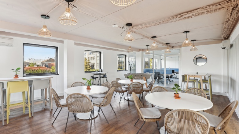 Photo 20 de 54 Avenue Victor Hugo à Paris