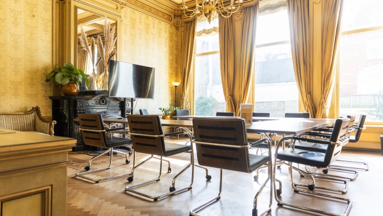 meeting room 