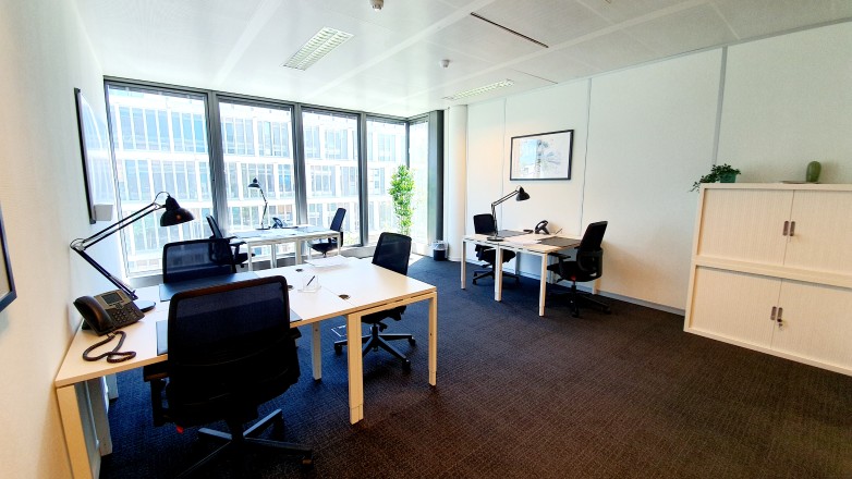 spacious private office six people