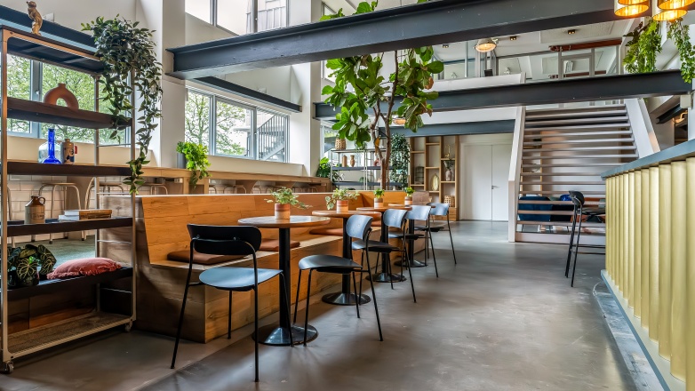 Foto 1 van Bos en Lommerplantsoen 1 in Amsterdam