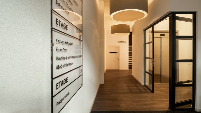 Foto 4 di Nieuwe Binnenweg 77E ad Rotterdam