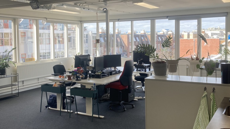 Foto 3 di Nieuwe Binnenweg 77E ad Rotterdam