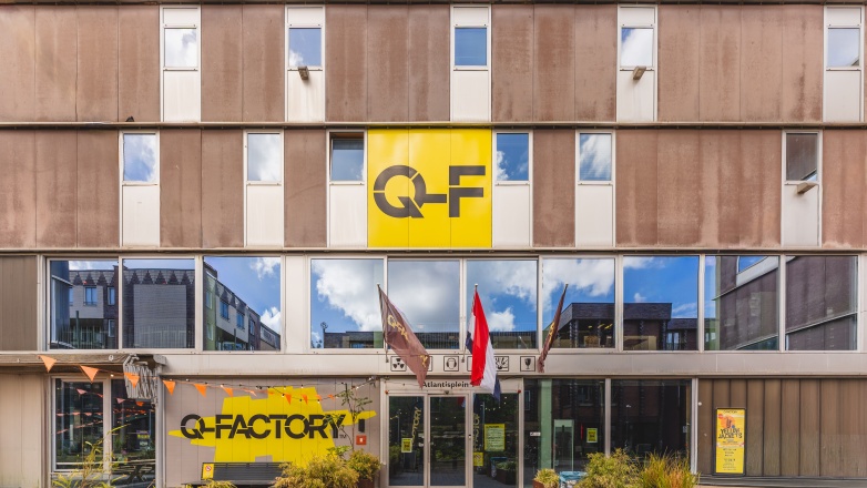 Exterior office
