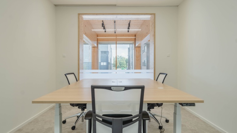 Photo 19 de Basisweg 30 à Amsterdam