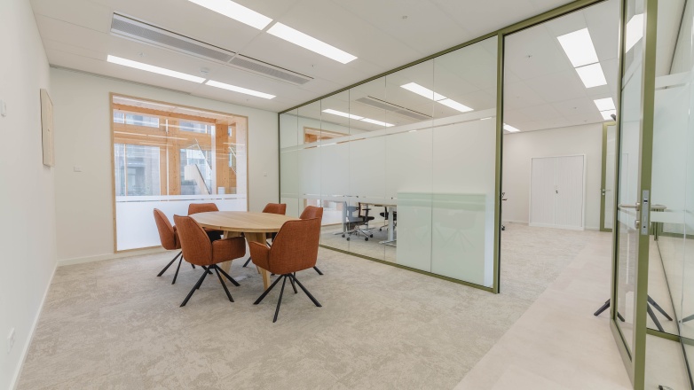 Photo 23 de Basisweg 30 à Amsterdam