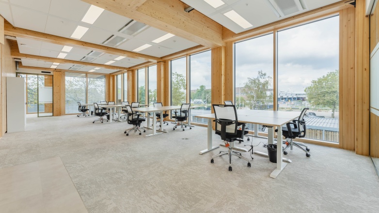 Photo 3 de Basisweg 30 à Amsterdam