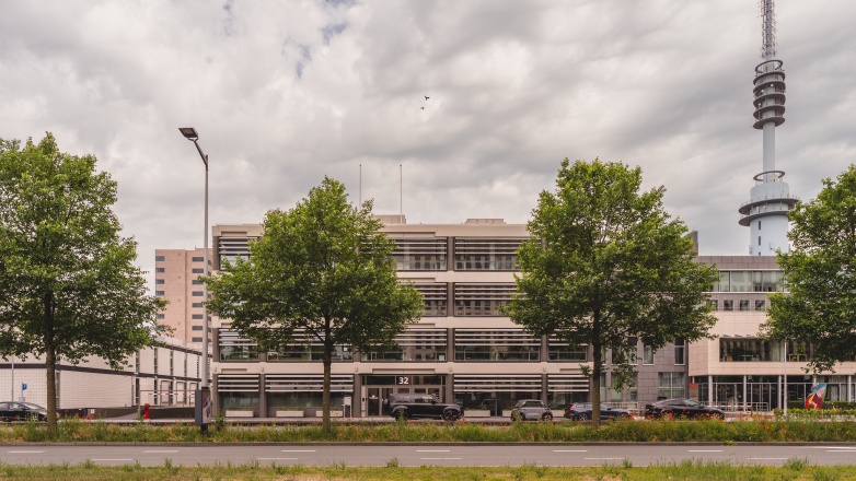 Exterior office