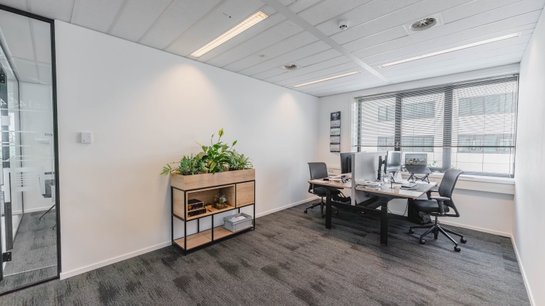 Foto 18 van Waalhaven Oostzijde 83 in Rotterdam