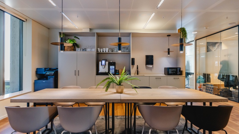 Foto 12 van Weena 788 in Rotterdam