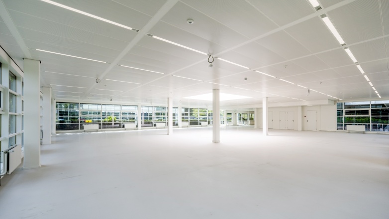 Foto 9 van Burgemeester Stramanweg 102-108 in Amsterdam