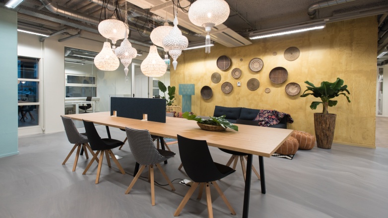 Foto 6 van Burgemeester Stramanweg 102-108 in Amsterdam