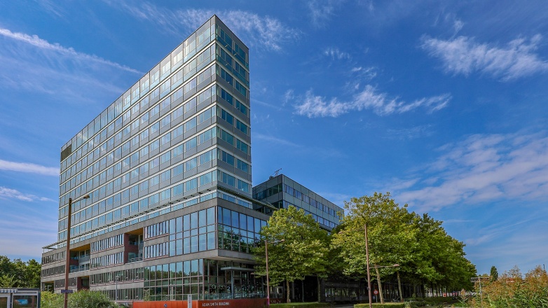 Foto 1 van Thomas R. Malthusstraat 1-3 in Amsterdam