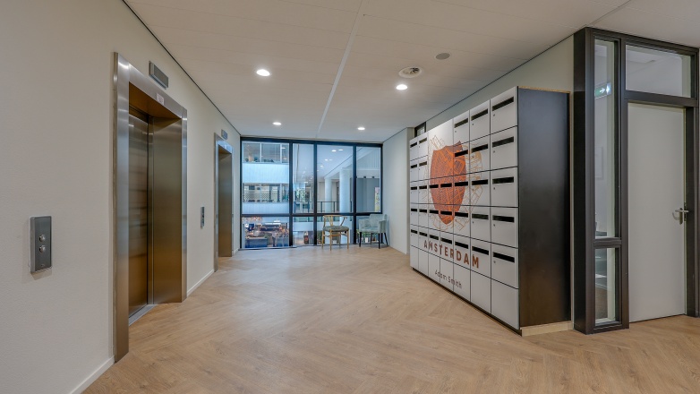 Foto 10 van Thomas R. Malthusstraat 1-3 in Amsterdam