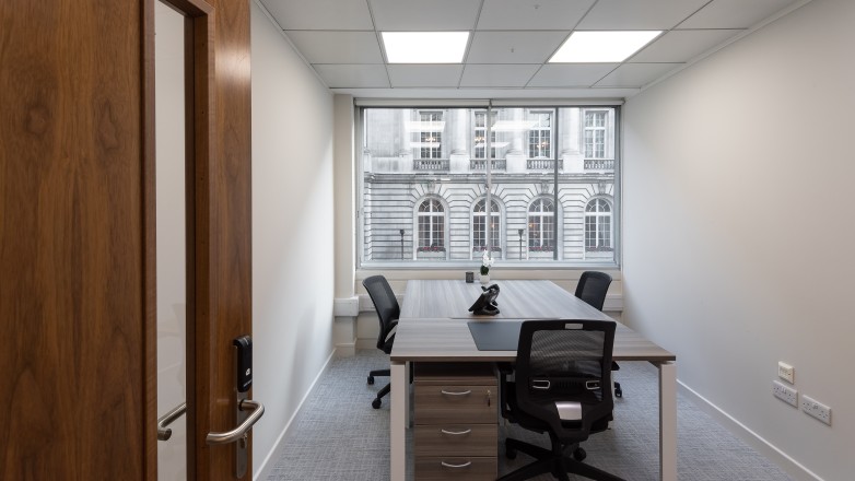 Private office space London
