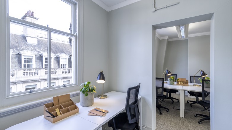 Private office space 3-7 Temple Chambers